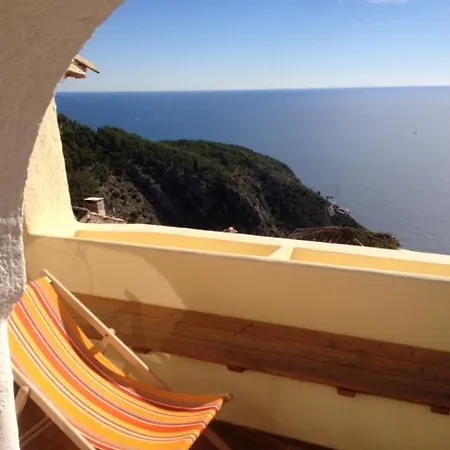 Prázdninový dům Monaco Middle Of Old Town Of Vieux Village Romantic Hideaway With Spectacular Sea View Èze