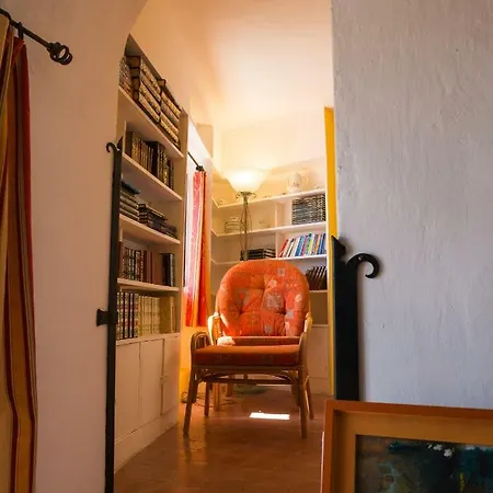 Monaco Middle Of Old Town Of Vieux Village Romantic Hideaway With Spectacular Sea View *