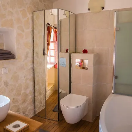 Prázdninový dům Monaco Middle Of Old Town Of Vieux Village Romantic Hideaway With Spectacular Sea View *