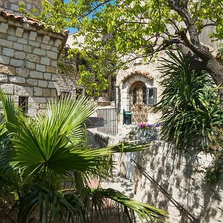 Prázdninový dům Monaco Middle Of Old Town Of Vieux Village Romantic Hideaway With Spectacular Sea View Èze